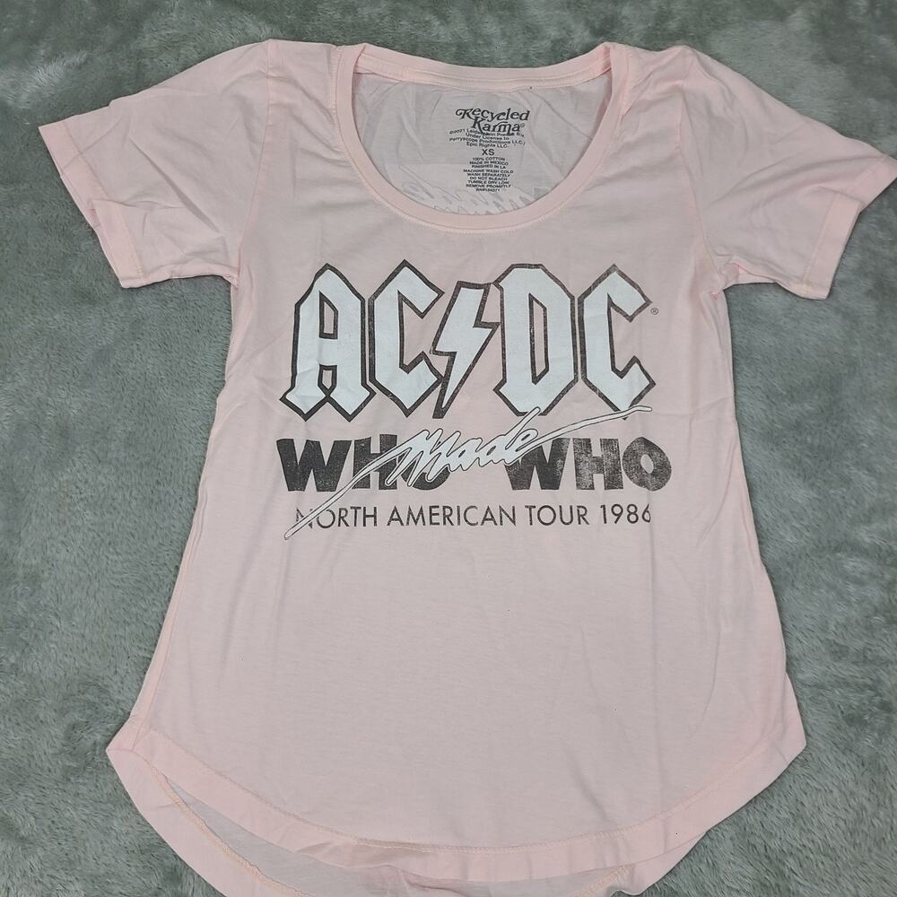 AC/DC Who Made Who Tour Scoop Neck Tee Recycle Karma T-Shirt Womens Shirt Sz XS